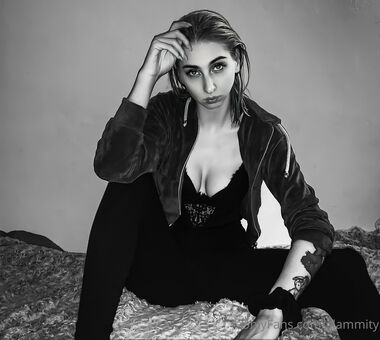glammity Голи Изтичания OnlyFans Снимки 3