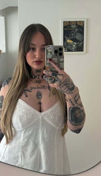 Goth Queen