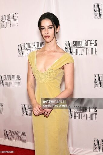 Gracie Abrams