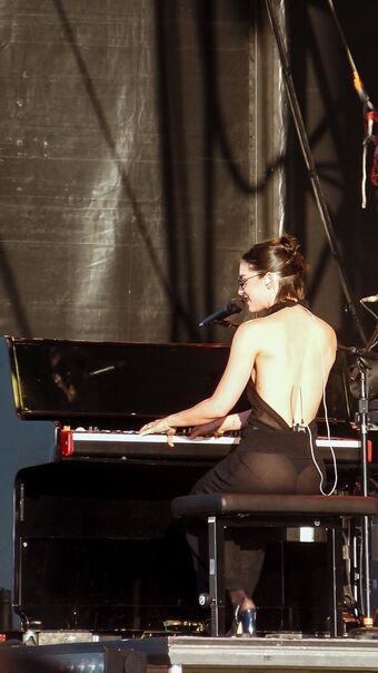 Gracie Abrams