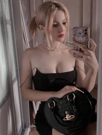 Grusha Голи Изтичания OnlyFans Снимки 17