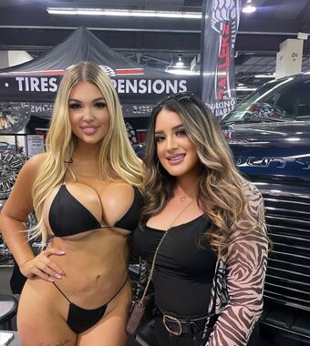 Haley Hudson Голи Изтичания OnlyFans Снимки 4