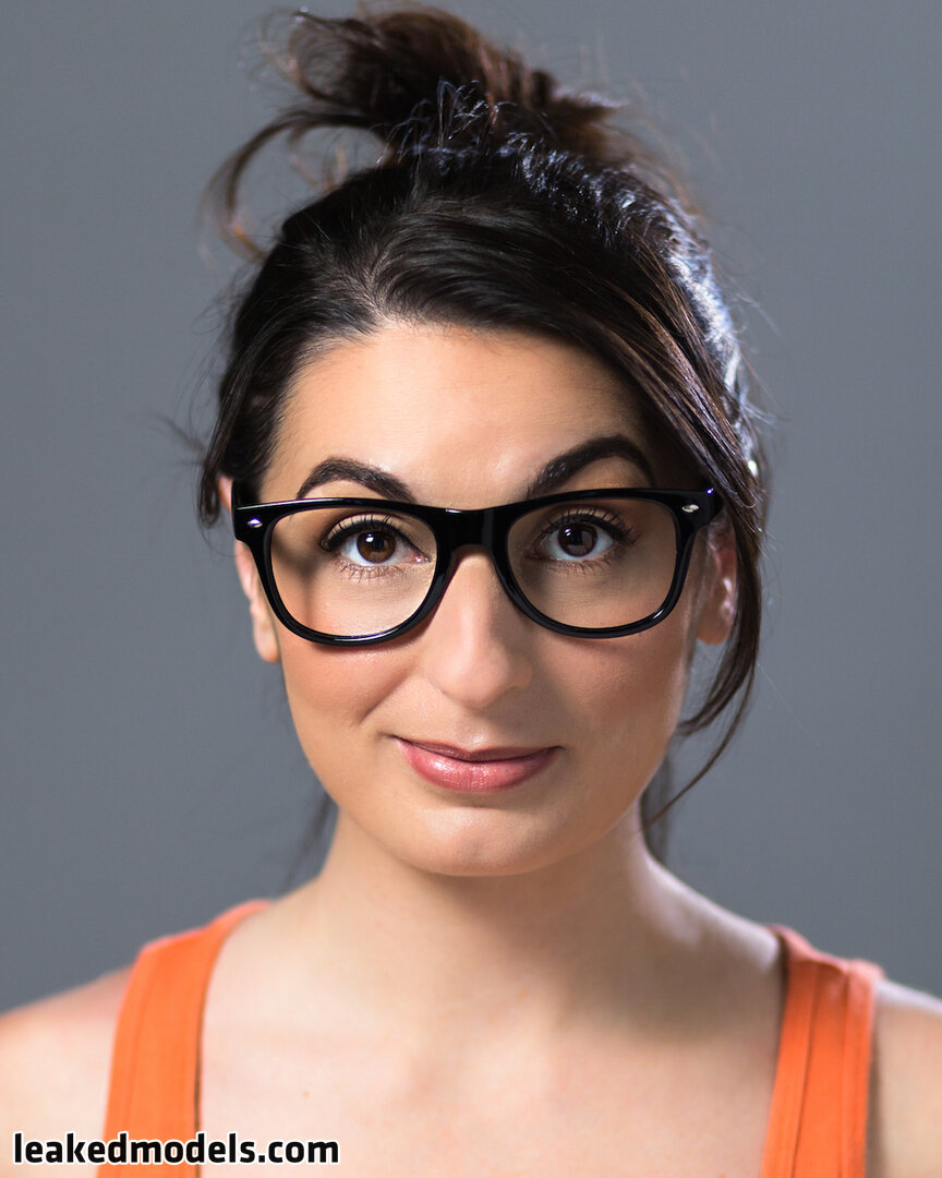 Heather Alyse Becker  brielleskye  heatheralyse7  heatheralysebecker   https: Голи Изтичания OnlyFans Снимки 104 - Изтекли Модели