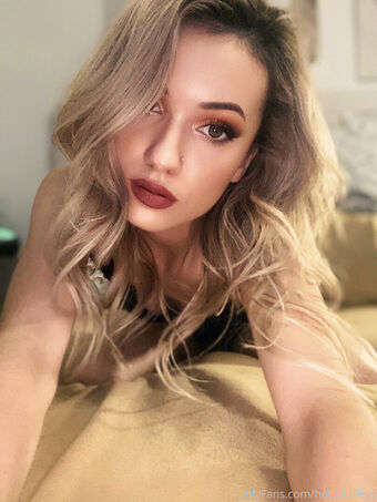 hellohaileyy Голи Изтичания OnlyFans Снимки 13