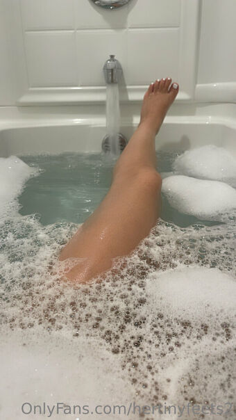 hertinyfeets2 Голи Изтичания OnlyFans Снимки 12