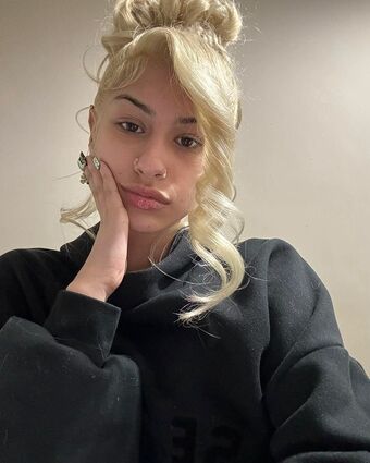 Hollynbanks Голи Изтичания OnlyFans Снимки 1