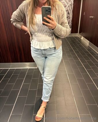 hotwifealexmarie Голи Изтичания OnlyFans Снимки 6