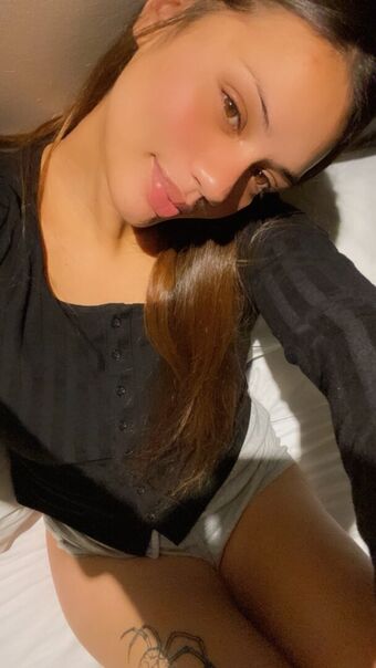 Iciyus Голи Изтичания OnlyFans Снимки 6