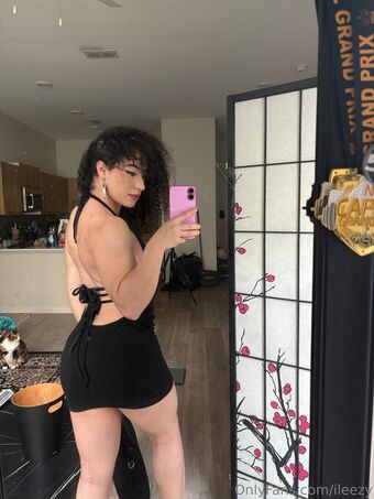 ileezy Голи Изтичания OnlyFans Снимки 19