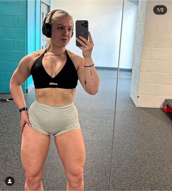 Imogen Rees Голи Изтичания OnlyFans Снимки 3