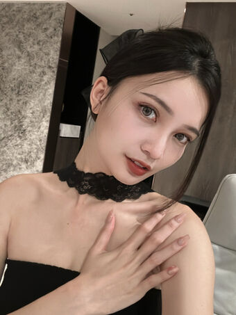 Iris Wu Голи Изтичания OnlyFans Снимки 1