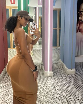 Isaury Calvo Голи Изтичания OnlyFans Снимки 10