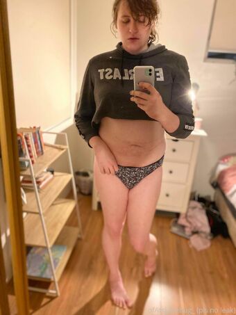 itsjunebug_ Голи Изтичания OnlyFans Снимки 30