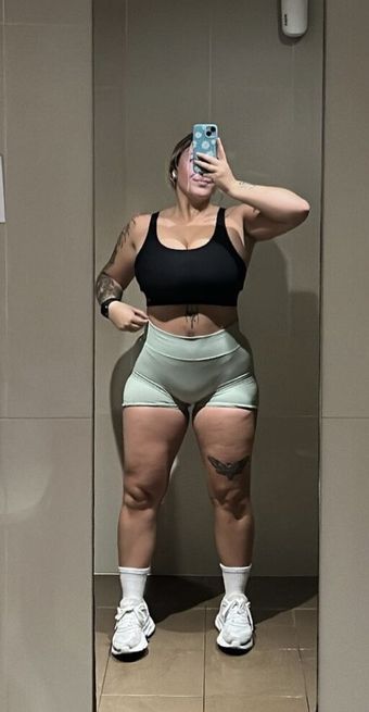 Izzycastilloo