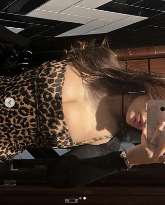 j33de3 Голи Изтичания OnlyFans Снимки 5