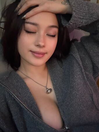 JadeyAnh Голи Изтичания OnlyFans Снимки 151