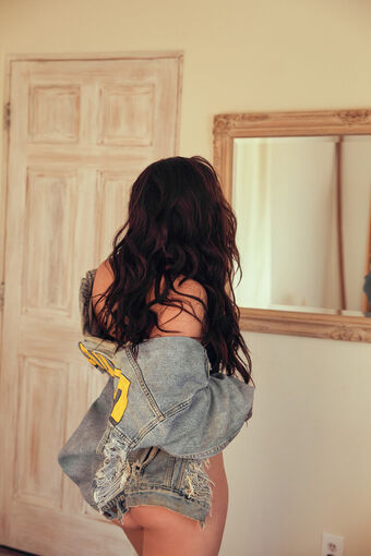 Jauregui Голи Изтичания OnlyFans Снимки 9