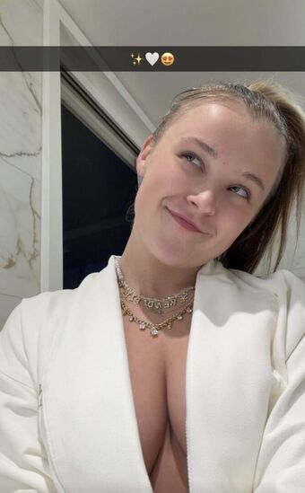 Jojo Siwa Голи Изтичания OnlyFans Снимки 134