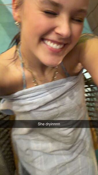 Jojo Siwa Голи Изтичания OnlyFans Снимки 137