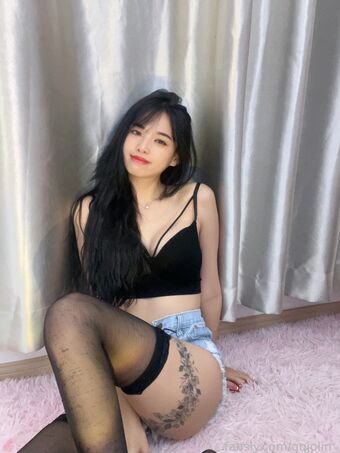 Jolin Голи Изтичания OnlyFans Снимки 19