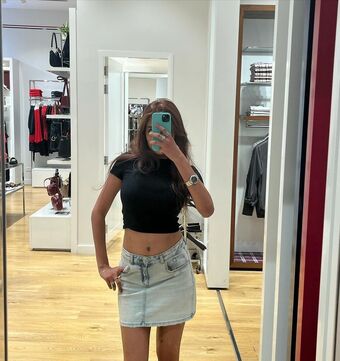 Juveria Голи Изтичания OnlyFans Снимки 9