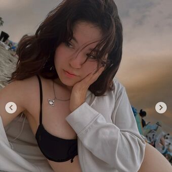 Kariwahh Голи Изтичания OnlyFans Снимки 37