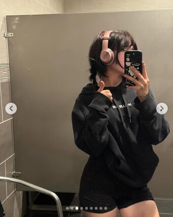 Kariwahh Голи Изтичания OnlyFans Снимки 43