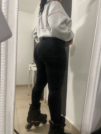 Karlucy Голи Изтичания OnlyFans Снимки 9