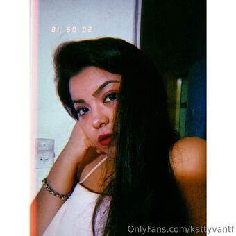kattyvantf Голи Изтичания OnlyFans Снимки 1