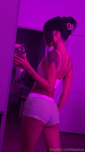 keyanaa Голи Изтичания OnlyFans Снимки 23