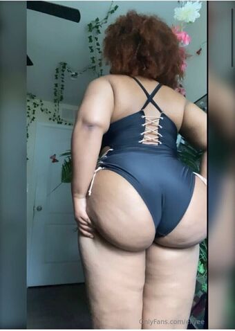 Keyiwot Голи Изтичания OnlyFans Снимки 7