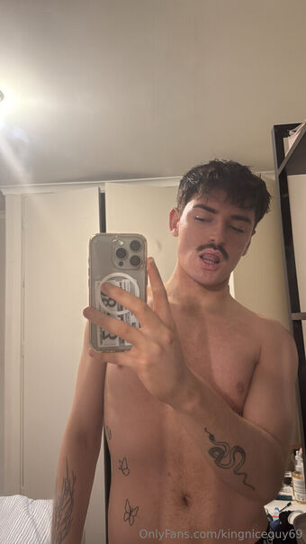 kingniceguy69 Голи Изтичания OnlyFans Снимки 1
