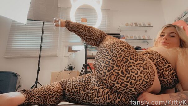 KittyK Голи Изтичания OnlyFans Снимки 9