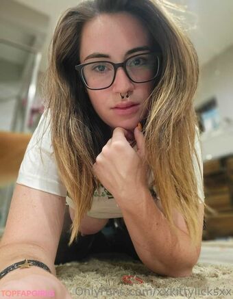 Kittylicks Голи Изтичания OnlyFans Снимки 17
