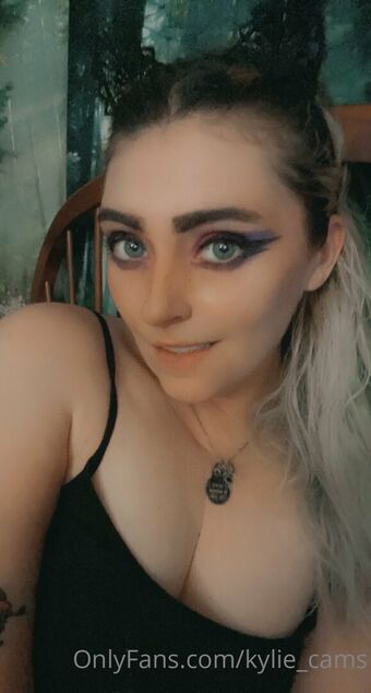 kylie_cams