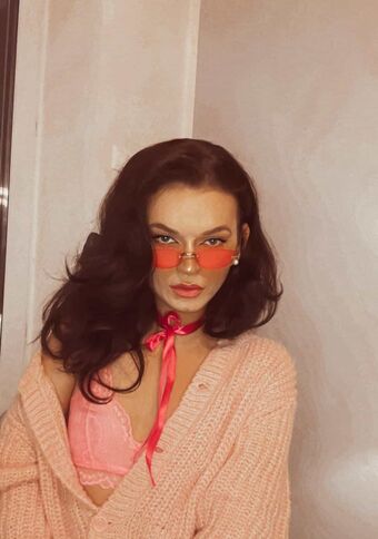 Lana Devone Голи Изтичания OnlyFans Снимки 10