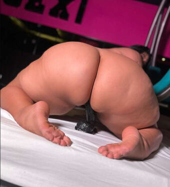 Laura Bernal Голи Изтичания OnlyFans Снимки 23