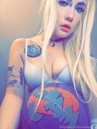 laurelquarrel Голи Изтичания OnlyFans Снимки 16