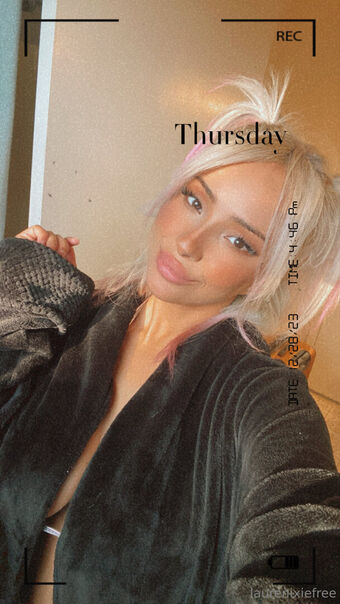laurenpixie01
