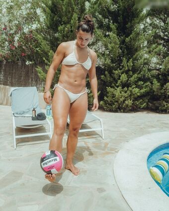 Lena Oberdorf Голи Изтичания OnlyFans Снимки 31