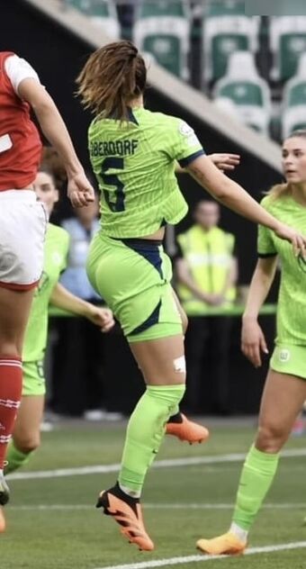 Lena Oberdorf Голи Изтичания OnlyFans Снимки 34