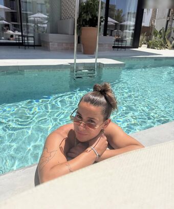 Lena Oberdorf Голи Изтичания OnlyFans Снимки 43