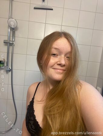 Lenaastk Голи Изтичания OnlyFans Снимки 34