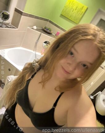 Lenaastk Голи Изтичания OnlyFans Снимки 36