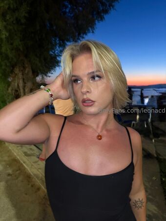 Leonacd Голи Изтичания OnlyFans Снимки 17