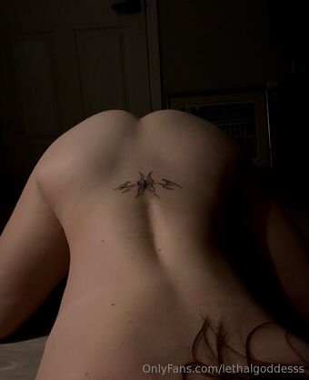 lethalgoddesss Голи Изтичания OnlyFans Снимки 11