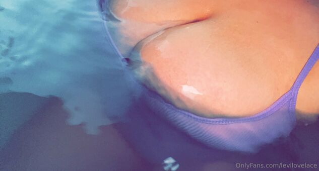 levilovelace Голи Изтичания OnlyFans Снимки 18