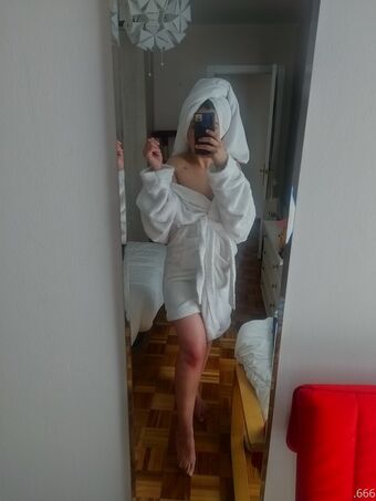 liilith Голи Изтичания OnlyFans Снимки 13