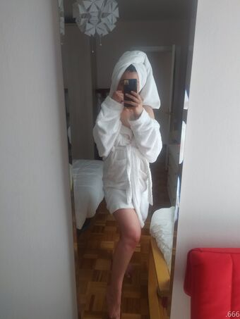 liilith Голи Изтичания OnlyFans Снимки 14
