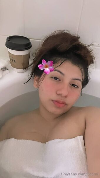 lilcami Голи Изтичания OnlyFans Снимки 14